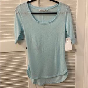 Athlete Blue Breezy Tee-Blut